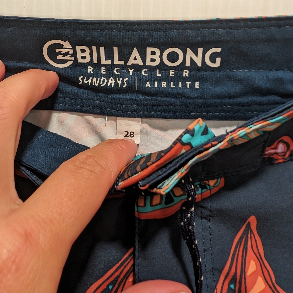 BILLABONG Recycler Sundays Airlite floral paisley board shorts size 28 - Picture 4 of 9